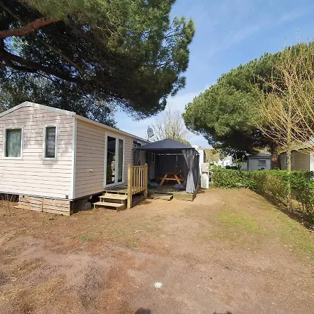 אתר קמפינג Oleron Nature & Calme, Piscine, A 150m