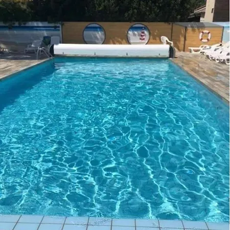 Parc Residentiel A La Cotiniere, Piscine, Proche Plage, Nature & Calme Campsite 3*