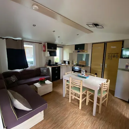 Campingplads Oleron Nature & Calme, Piscine, A 150m